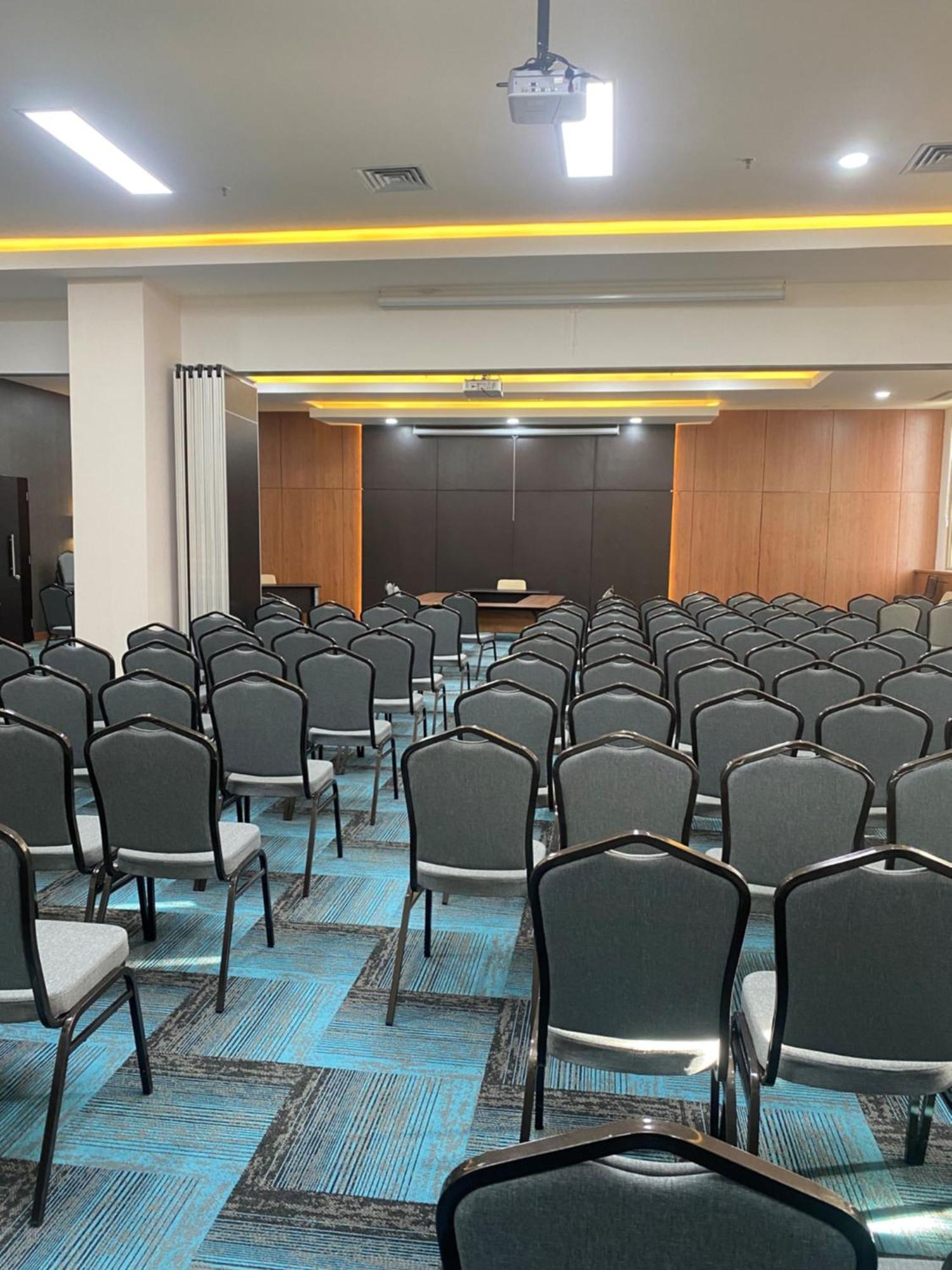 Daima Suites Margonda Depok Dış mekan fotoğraf